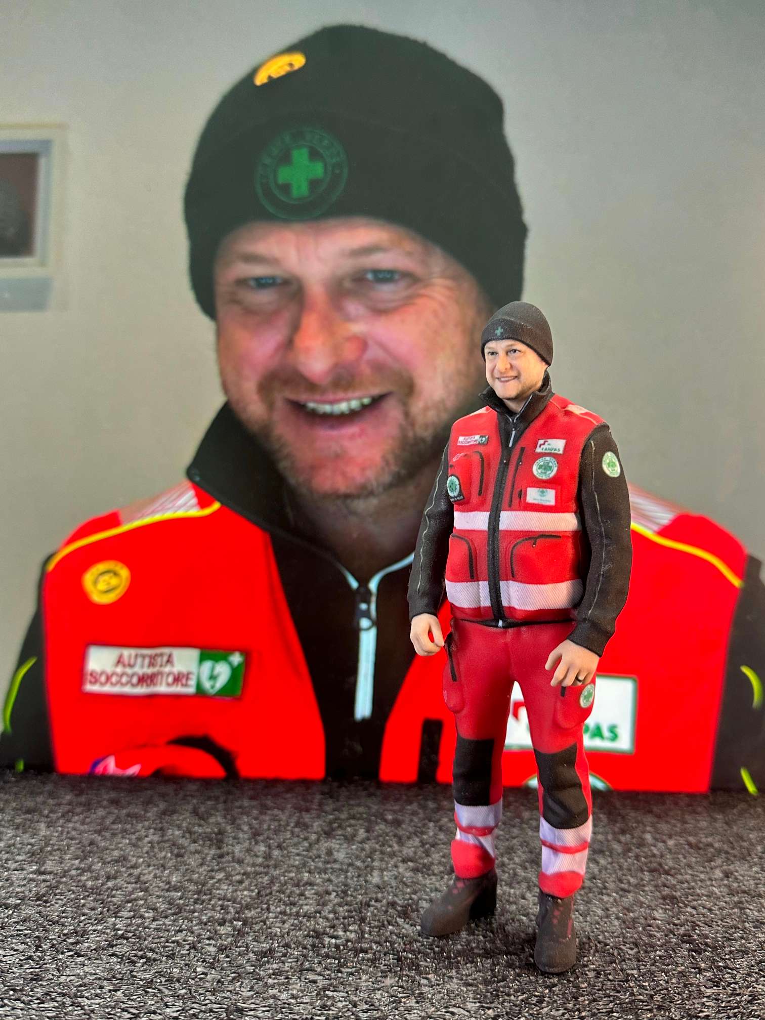 3D Present the Real You! Customize 3D sculptures based on photos, Get the Minime 3D Statue